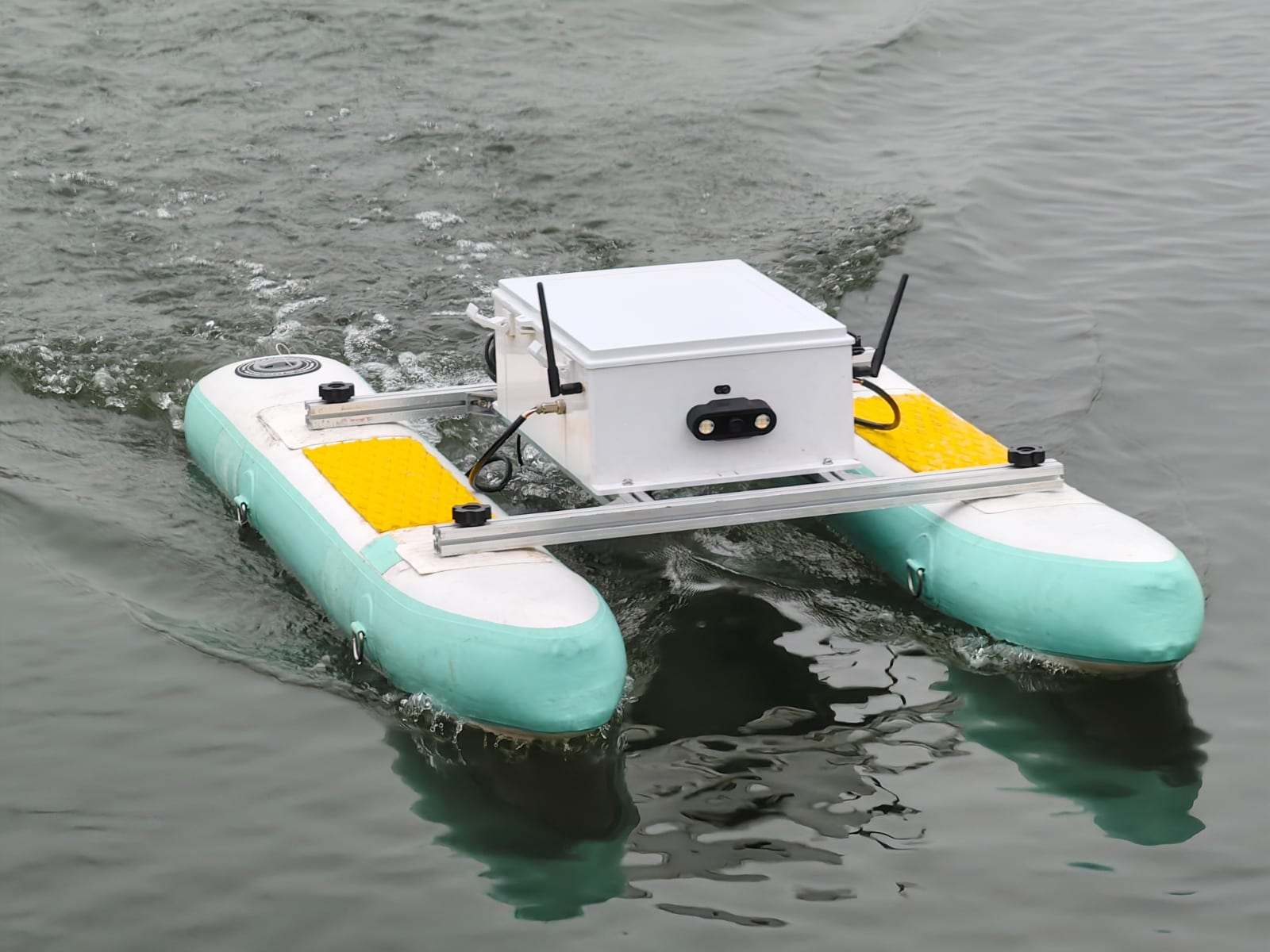 BX-USV II — view 2