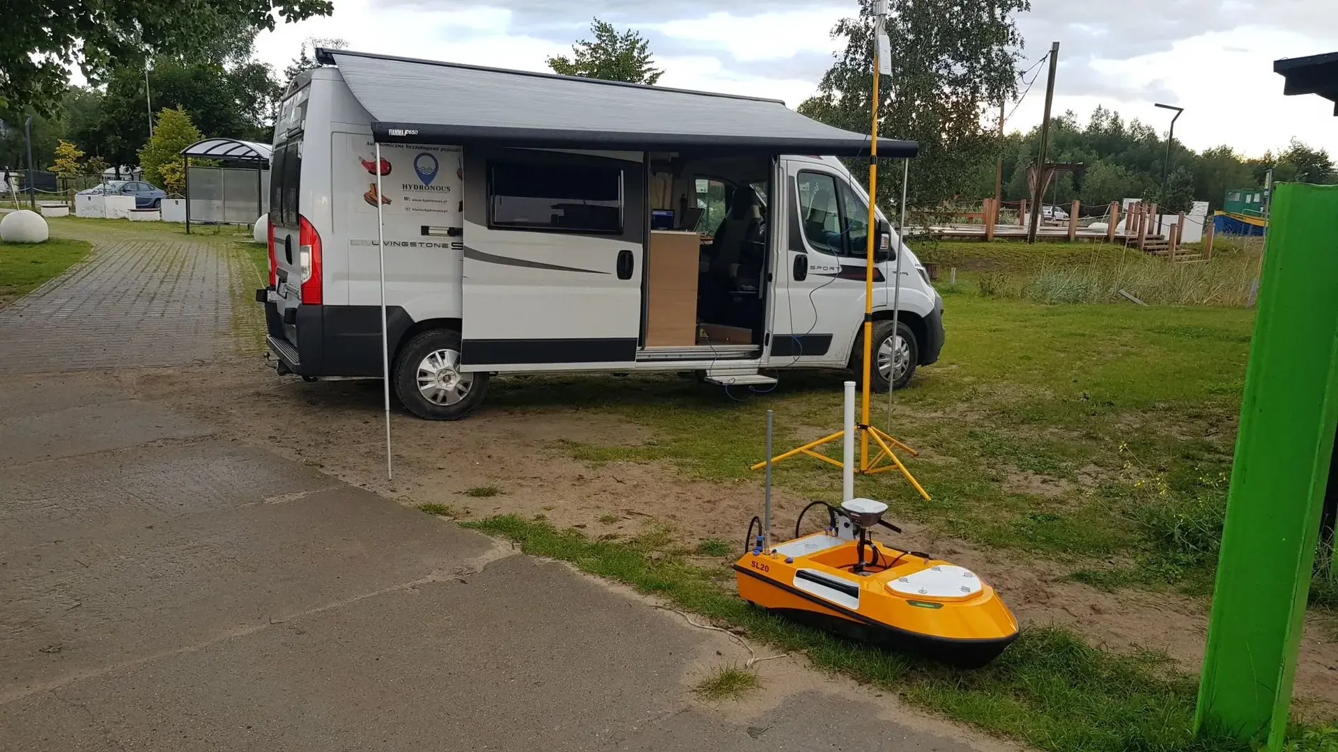 SL40 USV